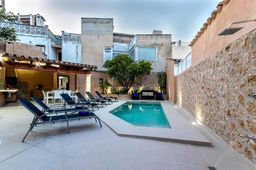 Ferienhaus Superb House 200m From The Center Of By Renthousing Pollença