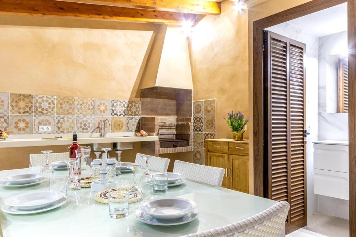 Superb House 200m From The Center Of By Renthousing Pollença