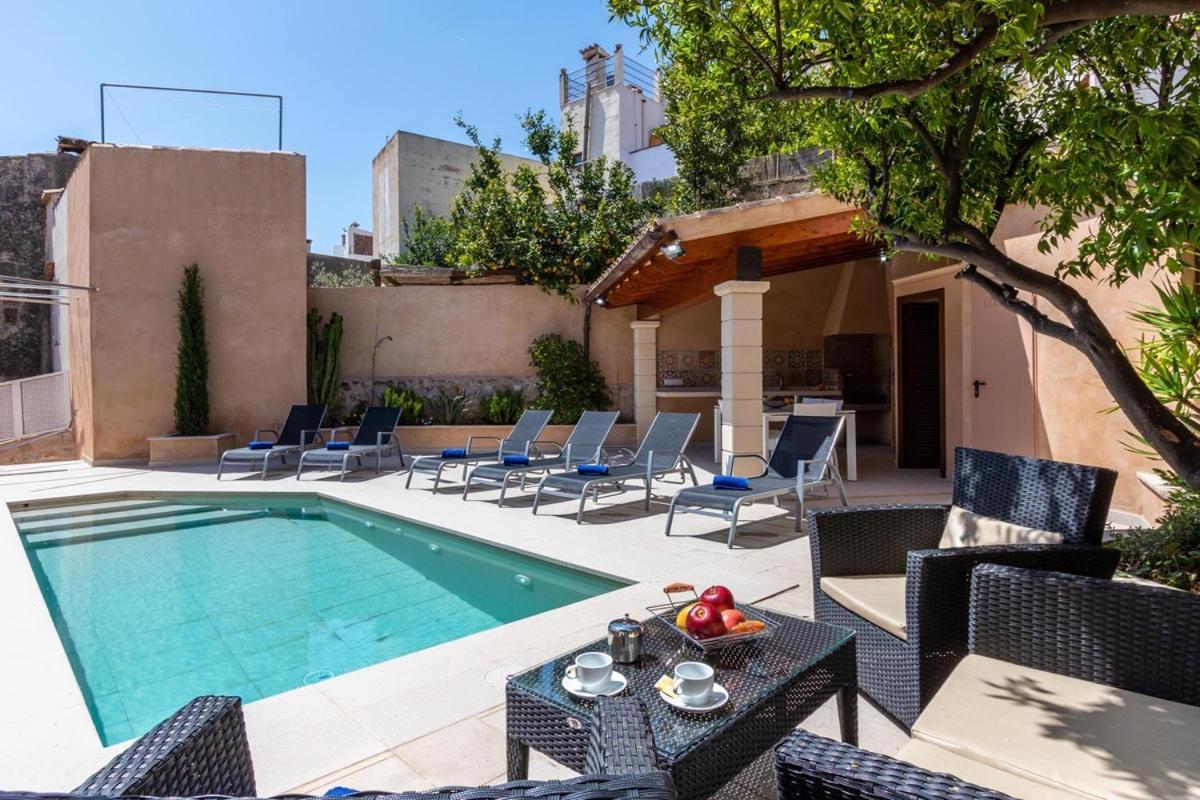 Superb House 200m From The Center Of By Renthousing