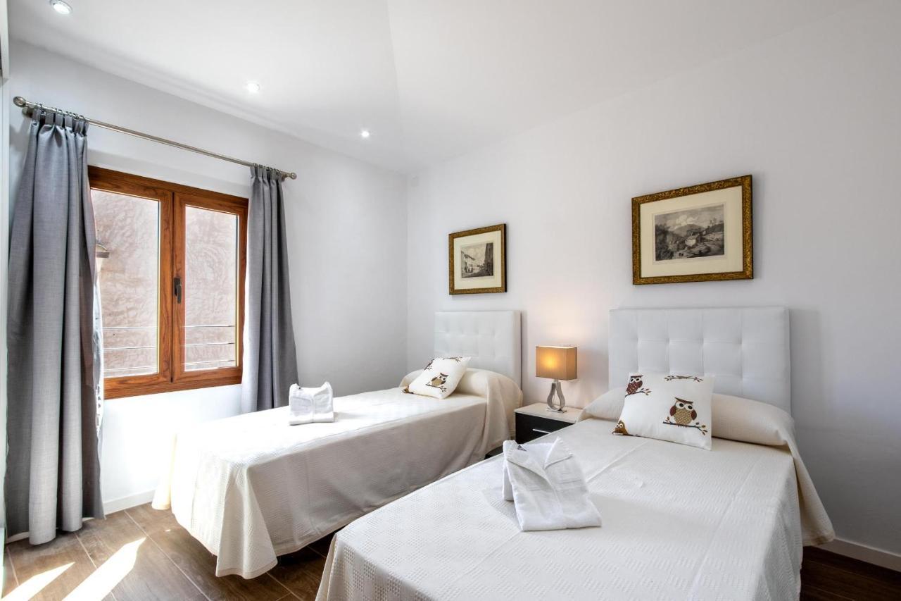 Superb House 200m From The Center Of By Renthousing