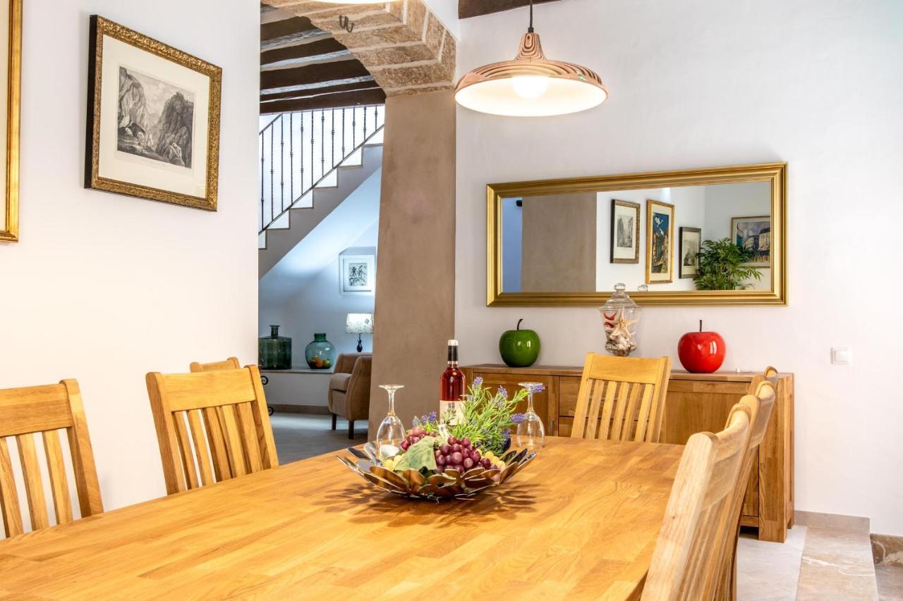 Superb House 200m From The Center Of By Renthousing Pollença